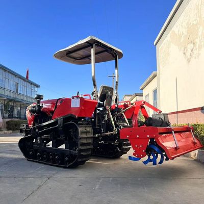 Mini tractor del huerto, tractor del viñedo con arado rotativo.